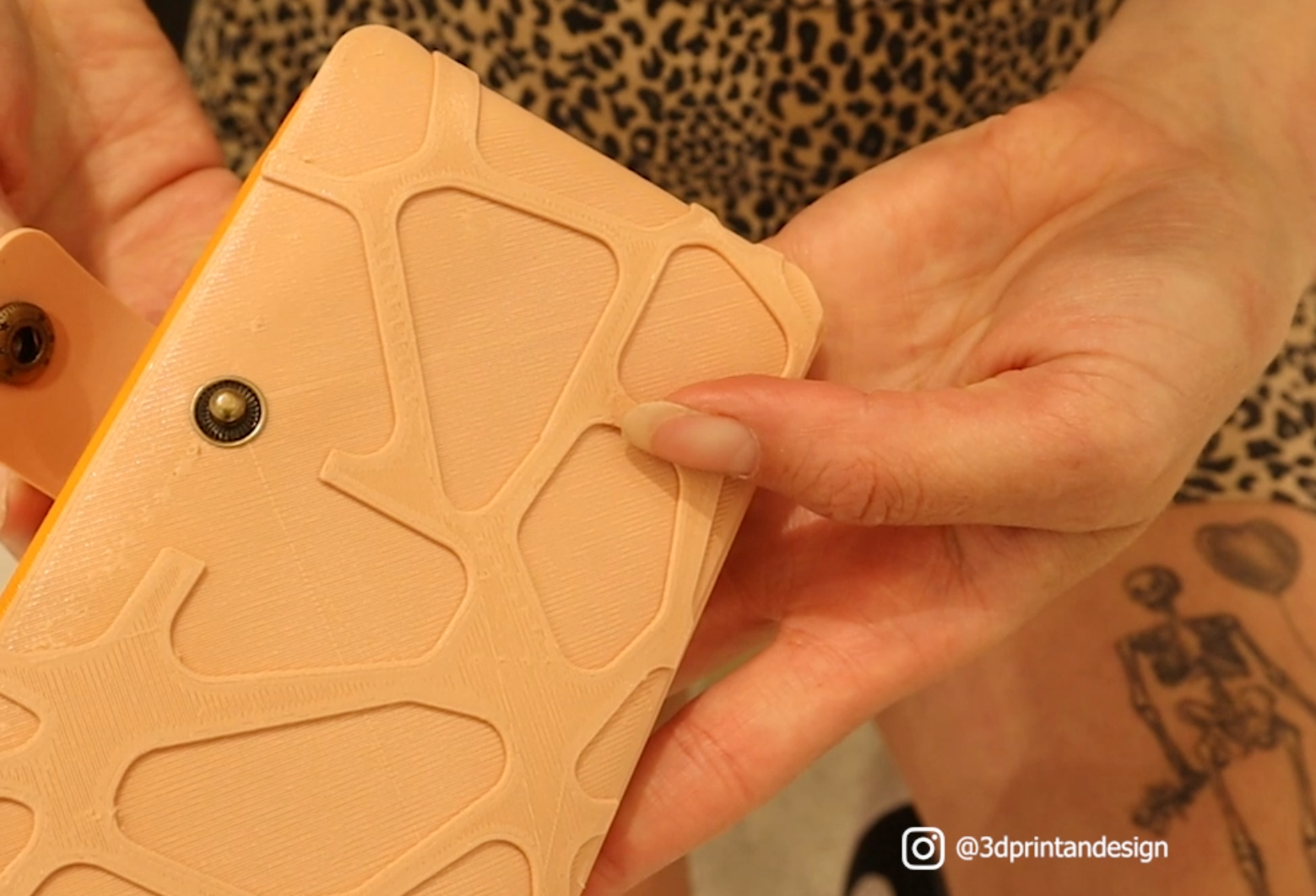Voronoi multi pocket wallet digital