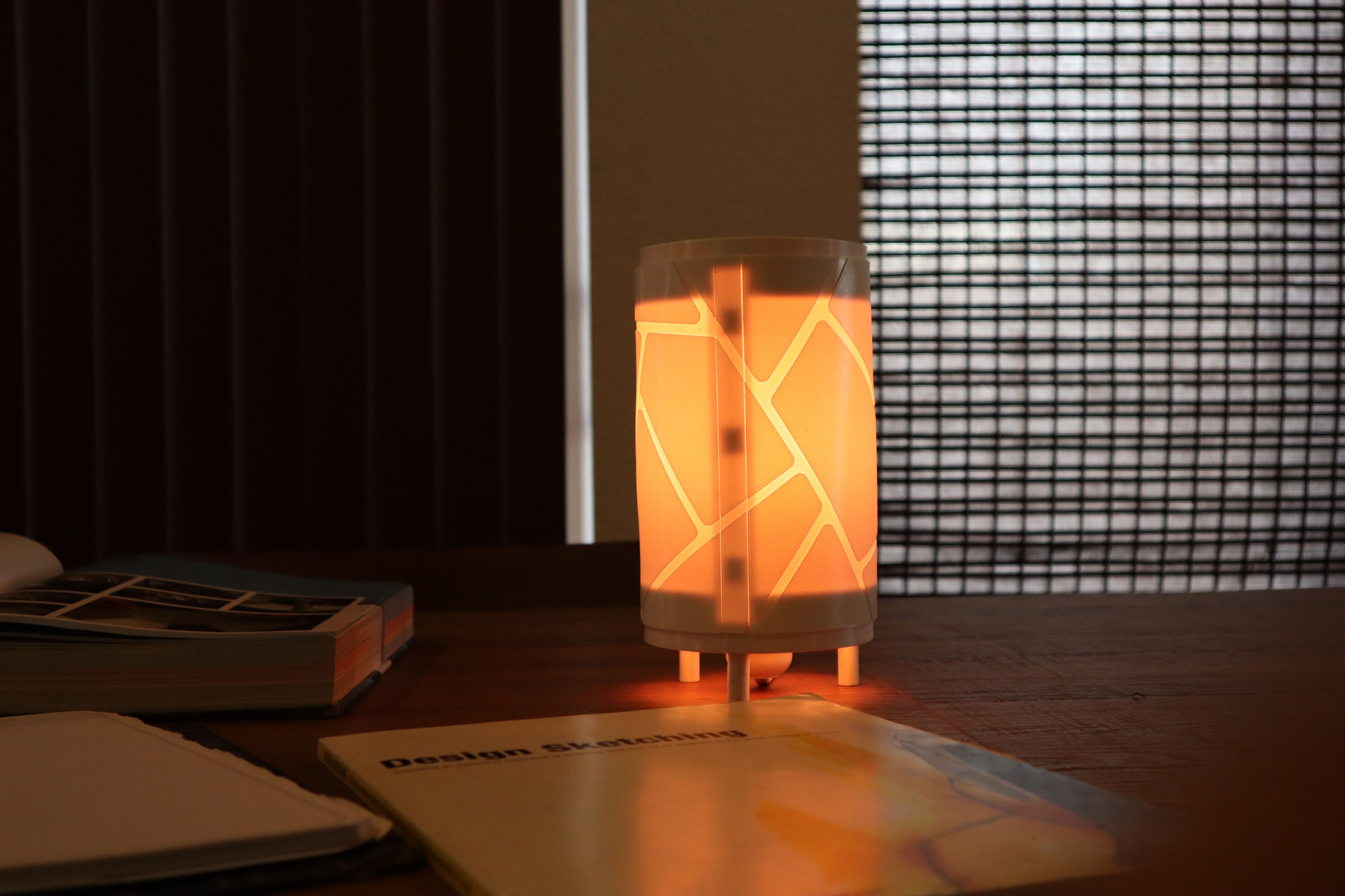 The "Voronoi" Standing lamp" digital